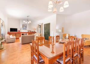 VILLA DURÁN ESTEBAN