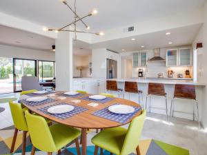 Lenas Hideaway by ACME House Company