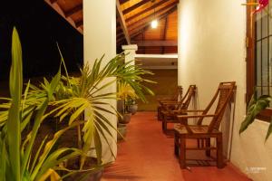 Asaliya Villa with Pool