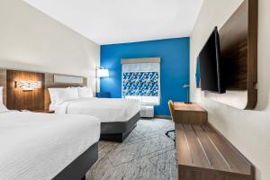 Holiday Inn Express and Suites Hotel - Pauls Valley by IHG