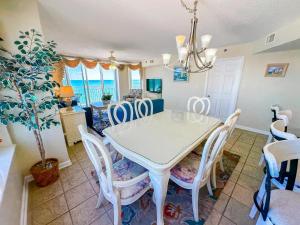 Crescent Shores N 901