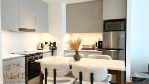 Luxury Apartment in CREEK Harbour