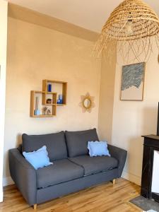 Le Lazare T2 confortable, 3 voyageurs, charmant quartier championnet