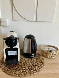 Le Lazare T2 confortable, 2 voyageurs, charmant quartier championnet