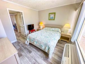 Grand Strand Resort II 18