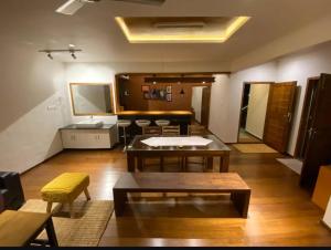 Moon Mountain Villas