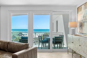 Blu 300 - Stunning with Gulf Views - Free Beach Service