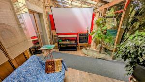 Very old house Ptice