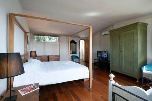 Situato sulla prima collina con vista magnifica