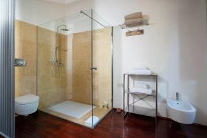 Situato sulla prima collina con vista magnifica