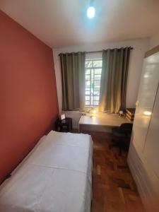 Quarto individual na Vila madalena