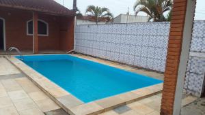 Boa vida a 300 metros da praia