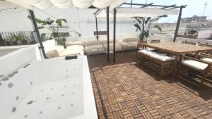 SUNSET VILLA - Jacuzzi & Grill