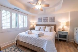 Island Club Villa - Steps to Beach