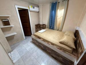 Bastimentos Hill Guest House