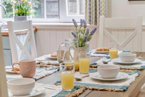 3 Bed in Cwmtaf oc-p32979