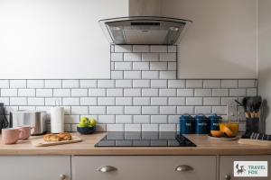 Angel Cottage - 5 mins drive to Alton Towers!