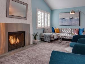 Azure Oasis by ACME House Company