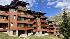 Résidence La Saulire - Studette pour 2 personnes à Meribel Mottaret dans le quartier du Laitelet, au pied des pistes MAE-2158