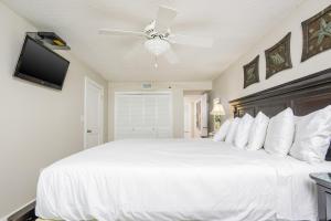 Phoenix I 1067 condo