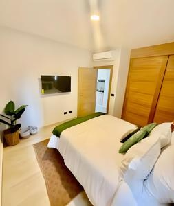 Garden Breeze 1 By Advantage Club