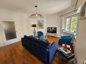 Ideal city stay 1BR near train station-GAR15