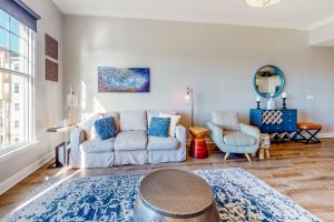 Reflections at Bay Point 611