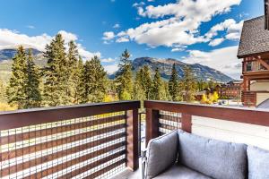 Creekside at Rundle Cliffs Lodge