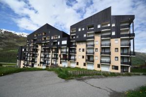 Résidence Villaret - Studio cabine 4 personnes avec vue sur les pistes MAE-5014