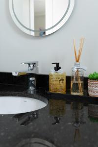 Moderno e Novíssimo Região Central com Academia e Coworking