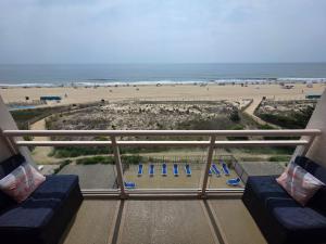OCEANFRONT 29th St 2BR 2BA Condo Steps To Boardwalk