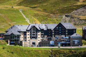 Résidence Serias - T26pers SERIAS 32- Peyresourde MAE-3514