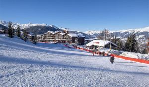Résidence Roselend - Charmant appartement de 3 pièces situé dans une résidence au village du Chantel, proche des pistes et avec piscine. MAE-2474