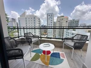 Breakfast Included at Regatta Living 802