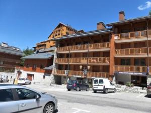 Résidence Croix De Verdon - Appartement Savoyard en plein centre de Méribel MAE-3204
