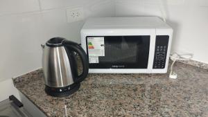 Escaleras a la Costanera