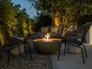 Modern Marion at Twin Palms by ACME House Company