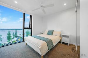 Broadwater Lux Apartment