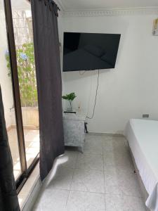 Habitación independiente cerca al aeropuerto 2