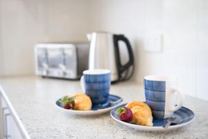 Warrens Place on Airlie