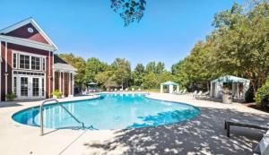Upscale 1BR Suite Mins to Downtown Raleigh