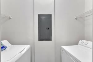 Upscale 1BR Suite Mins to Downtown Raleigh