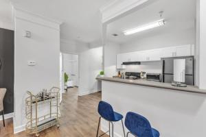 Upscale 1BR Suite Mins to Downtown Raleigh