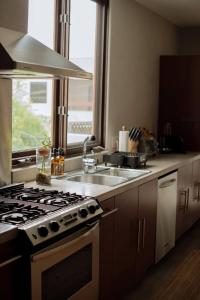 Dreamy Mid-Century Modern Pad