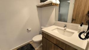 Oceanfront studio with breeze and sun