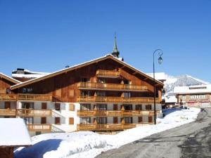 Résidence Le Village - Appartement 10 personnes au centre du village MAE-2194