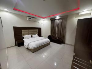 شقق ظل النخيل للشقق المخدومة