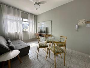 Apto moderno e lindo na Av. Paris perto da Praia