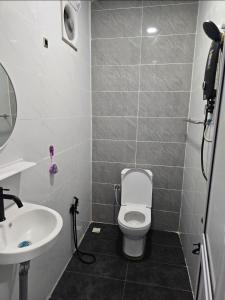 Dia Roomstay Gong Badak