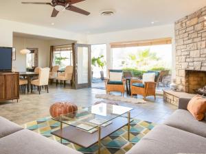 Canary Palms by ACME House Company